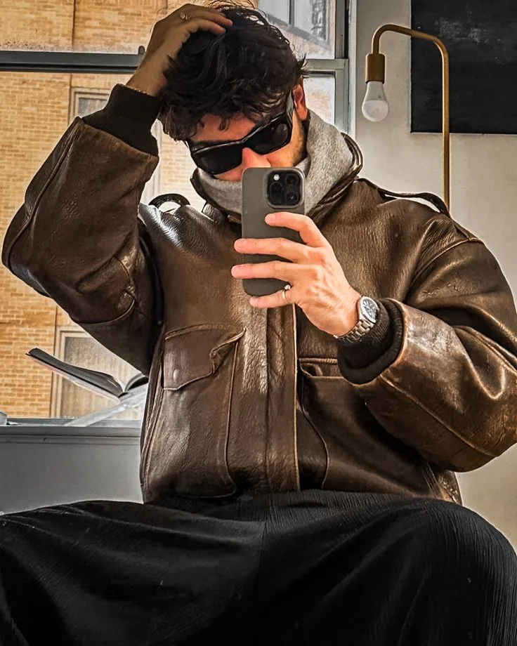 Hướng Dẫn Bảo Quản Áo Da Nam Lâu Bền