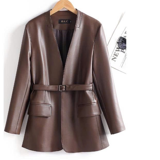 Vest Da Nữ Công Sở - Lựa Chọn Hoàn Hảo Cho Nữ Doanh Nhân 7 Vest Da Nữ - Biểu Tượng Thanh Lịch Của Nữ Doanh Nhân