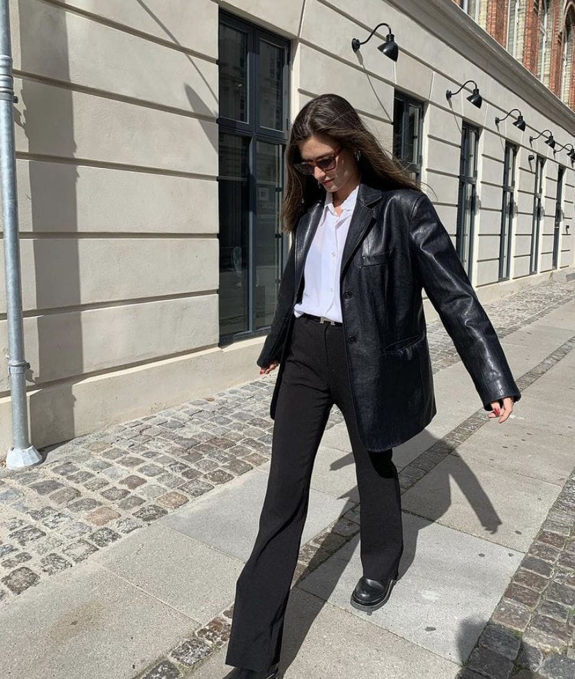 Vest Da Nữ Công Sở - Lựa Chọn Hoàn Hảo Cho Nữ Doanh Nhân 10 Cách Phân Biệt Áo Da Thật Và Áo Da Hàng Nhái