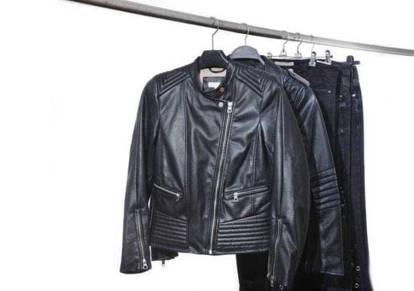 Làm Thế Nào Để Giặt Áo Da Không Bị Hỏng? 11 Bảo Quản Áo Da Sau Khi Giặt