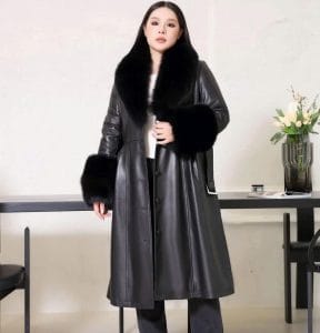 Biến Hóa Phong Cách Với Áo Măng Tô Da Cổ Lông