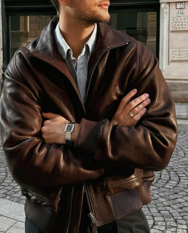 Hướng Dẫn Chi Tiết Bảo Quản Áo Da Nam