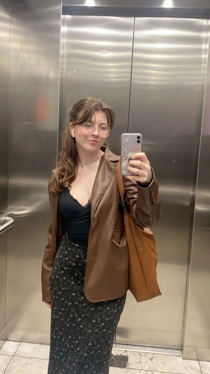 Phối Vest Da Nữ Đi Làm & Dự Tiệc - 8 Outfit Gợi Ý 8 Bí Quyết Gì Khiến Vest Da Nữ Bùng Nổ Thời Trang 2025