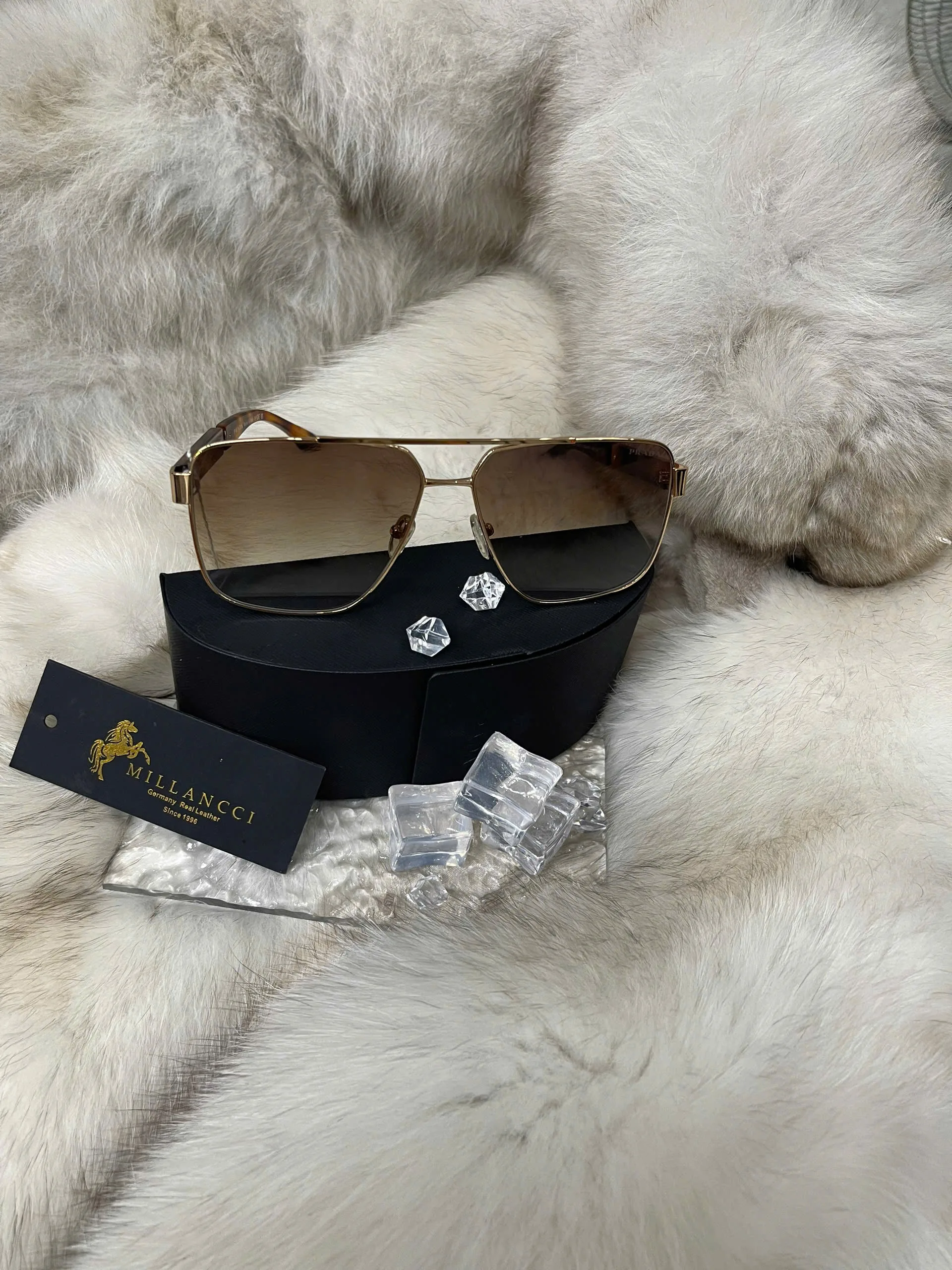 z7226704109270 9790dd1b19f99f76412fafac035055bd